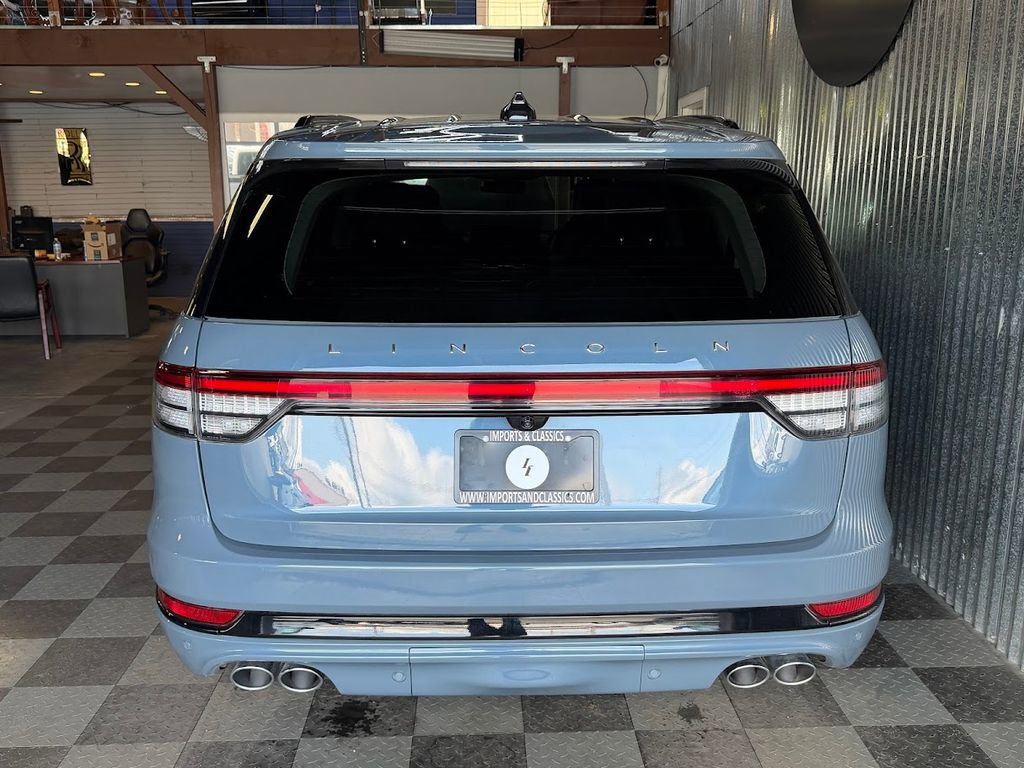 Used 2025 Lincoln Aviator Reserve w/ Equipment Group 201A AWD/4WD image 6