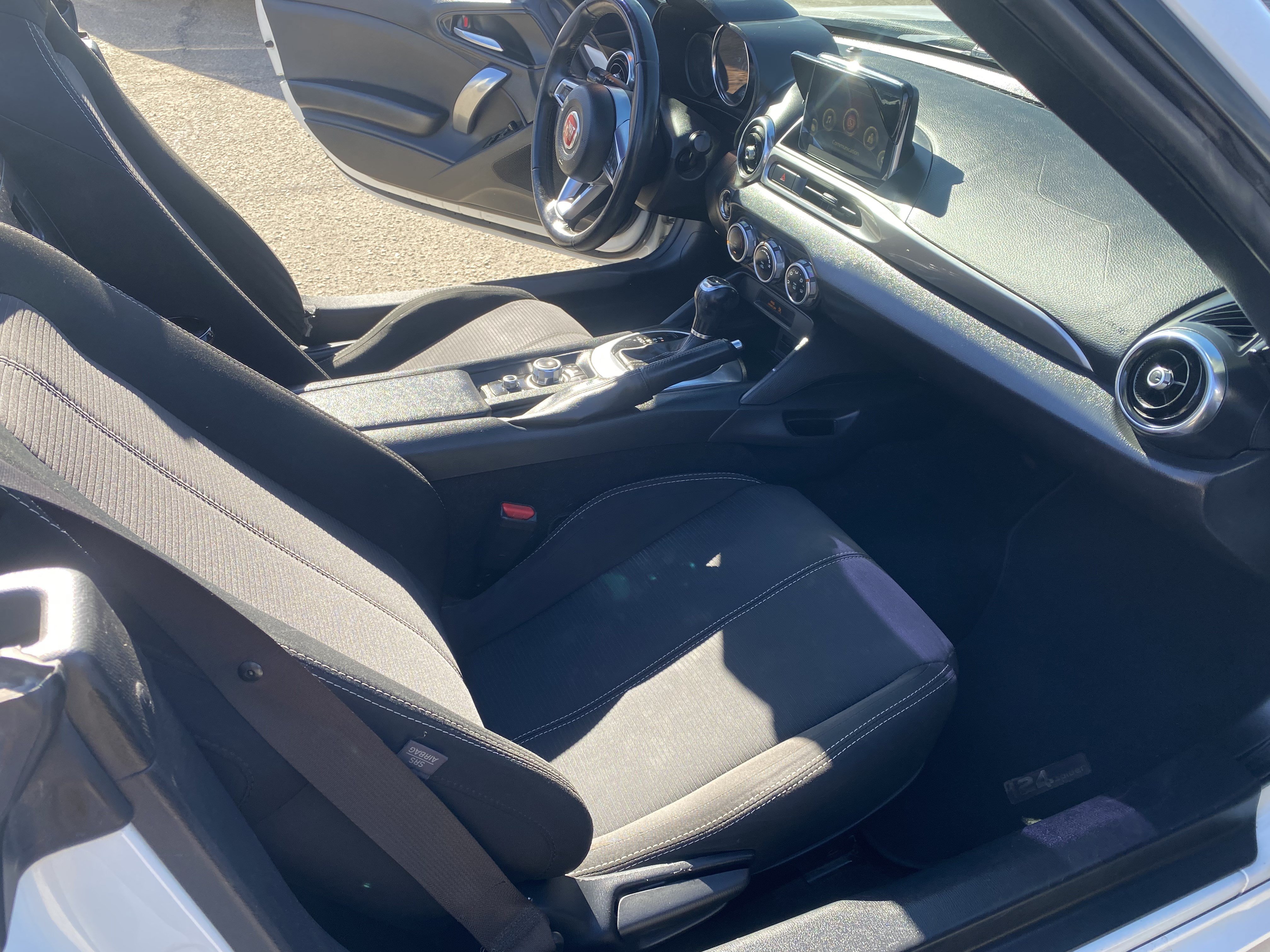 Used 2017 FIAT 124 Spider Classica RWD image 20