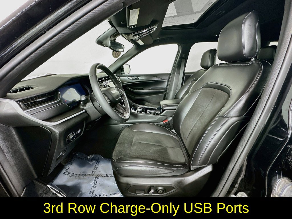 Used 2023 Jeep Grand Cherokee L Laredo AWD/4WD image 28