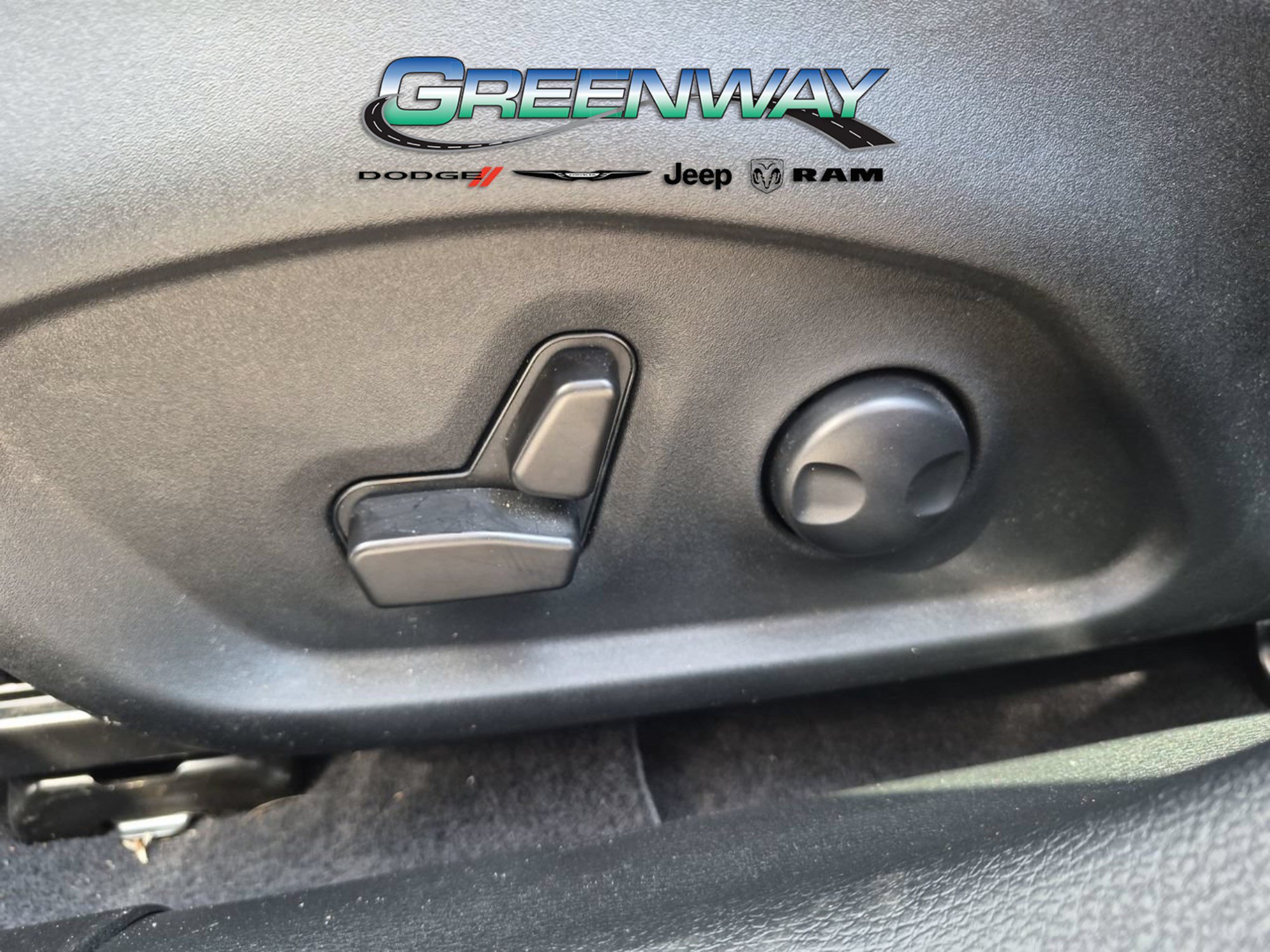 Used 2023 Jeep Compass Trailhawk w/ Trailhawk Elite Group AWD/4WD image 19