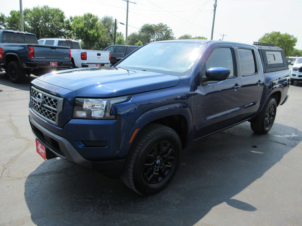 Used 2022 Nissan Frontier SV AWD/4WD image 11