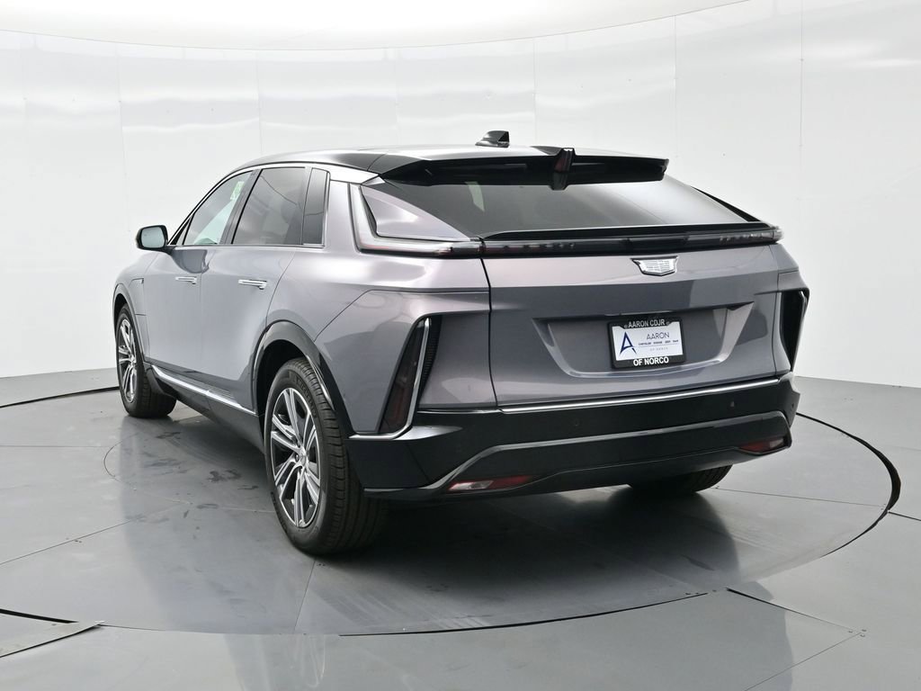 Used 2025 Cadillac Lyriq Luxury image 8