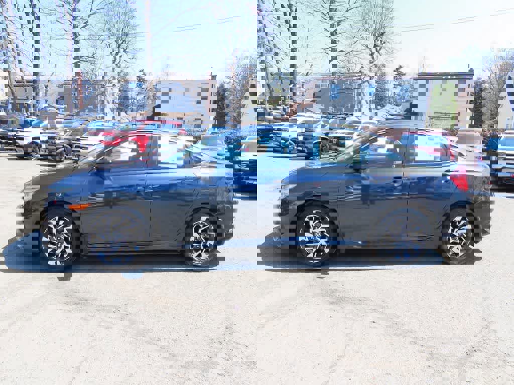 Used 2018 Honda Civic EX image 3