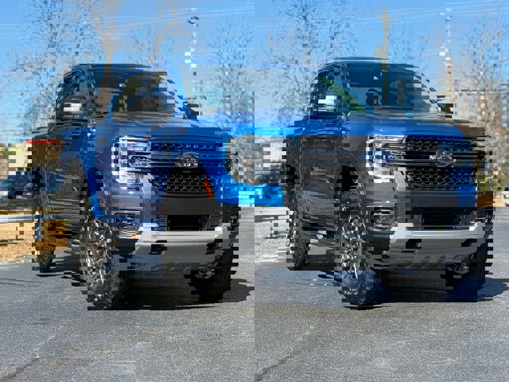 New 2025 Ford Ranger XLT w/ FX4 Off-Road Package image 3