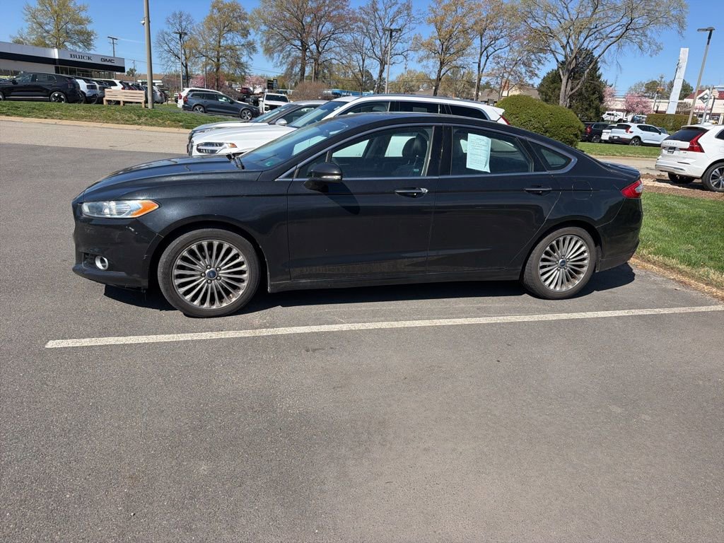 Used 2014 Ford Fusion Titanium FWD image 2