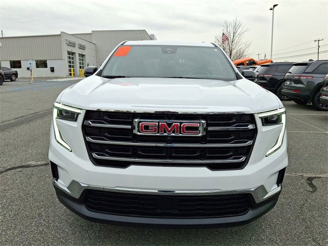 Used 2025 GMC Acadia Elevation image 3