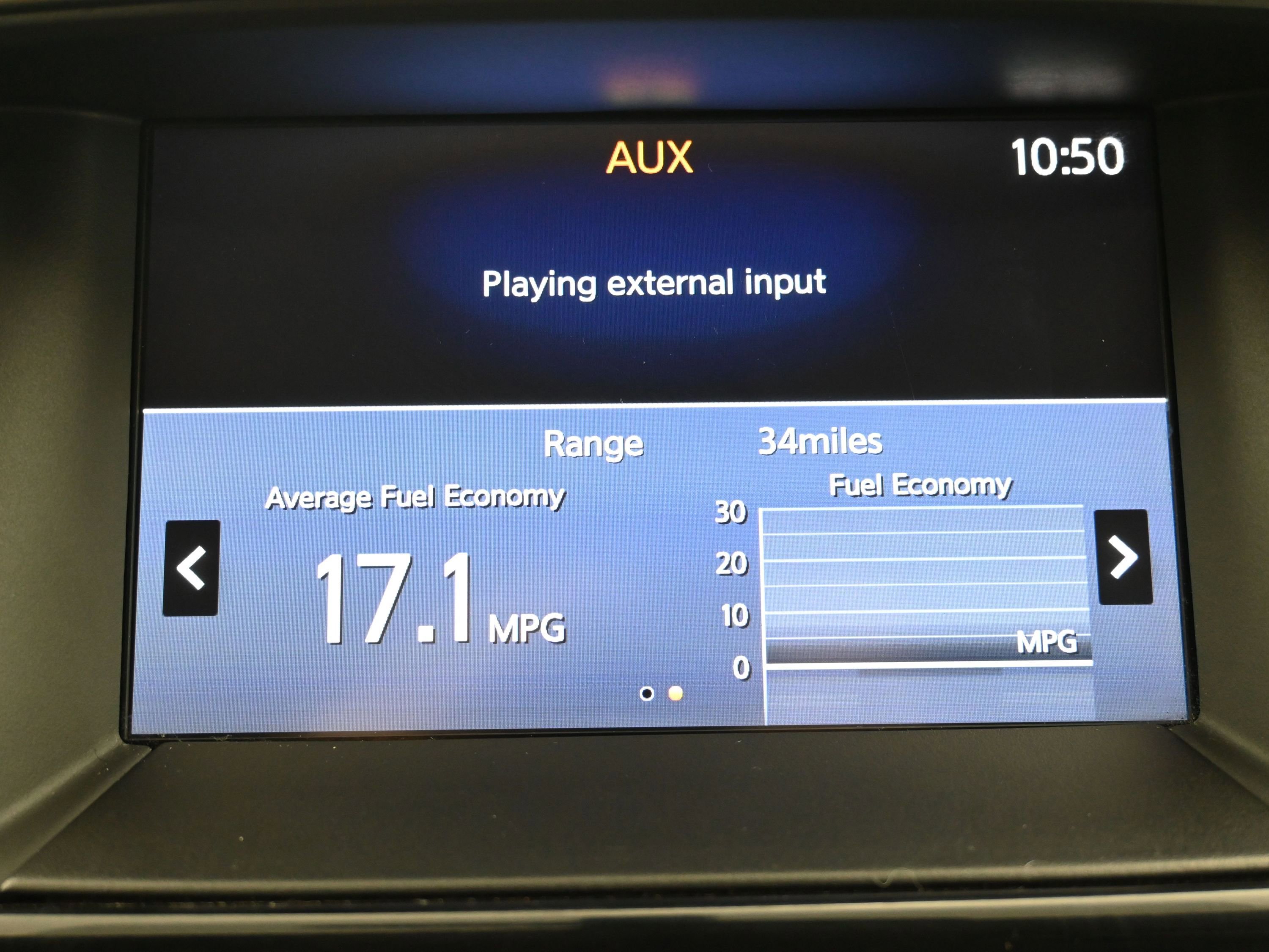 Used 2020 Nissan Pathfinder SV image 15