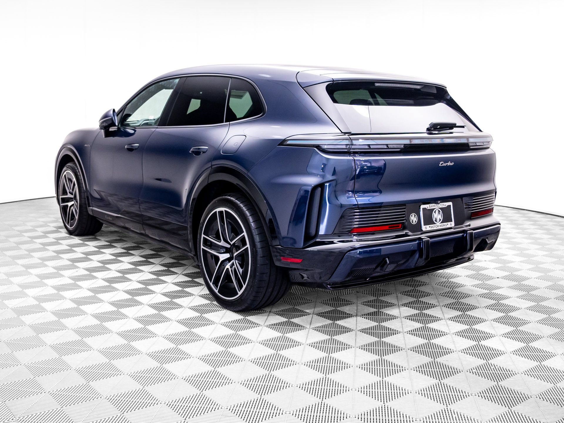 New 2026 Porsche Cayenne Turbo AWD/4WD image 3