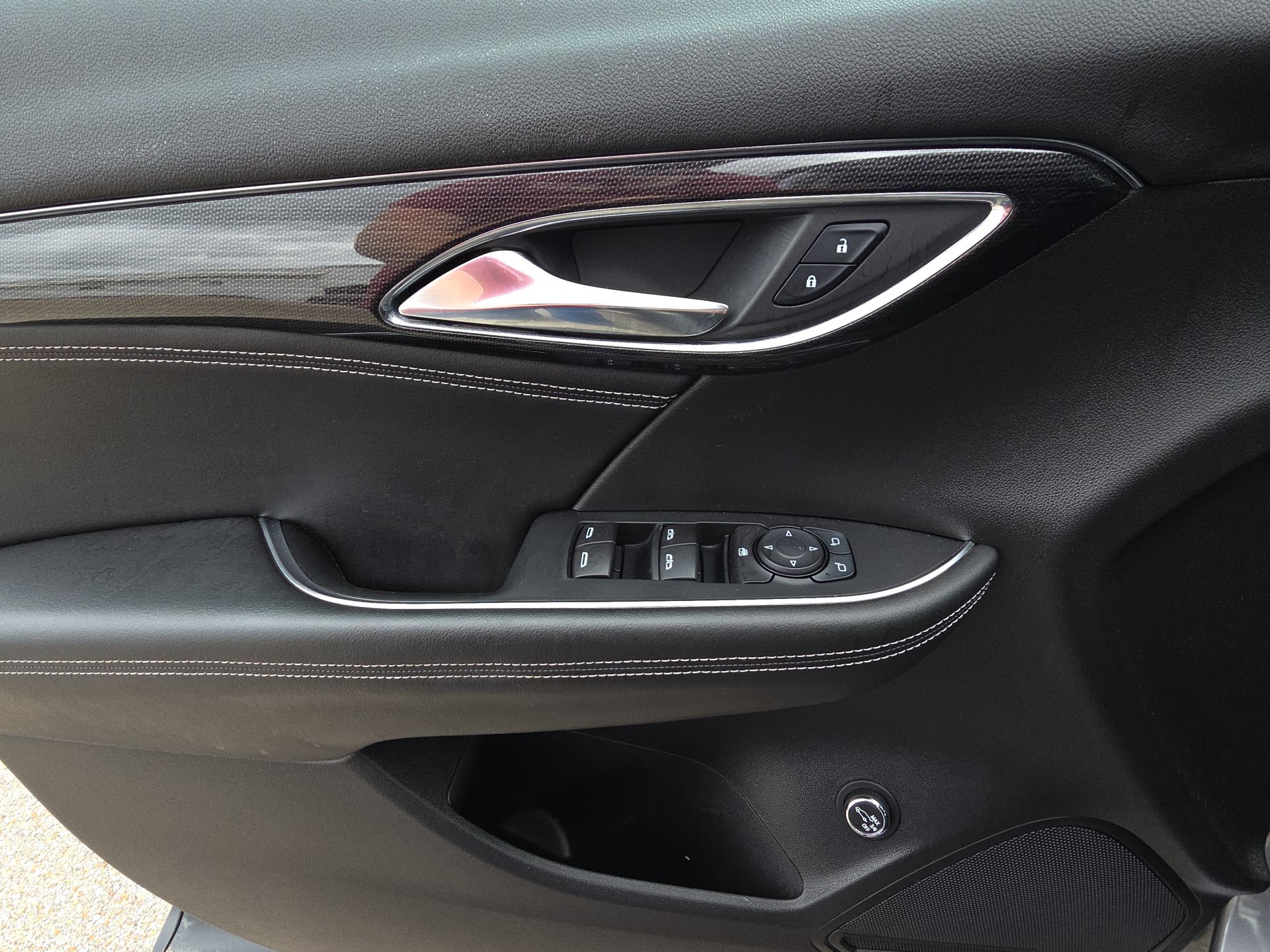 Used 2022 Buick Envision Preferred FWD image 13