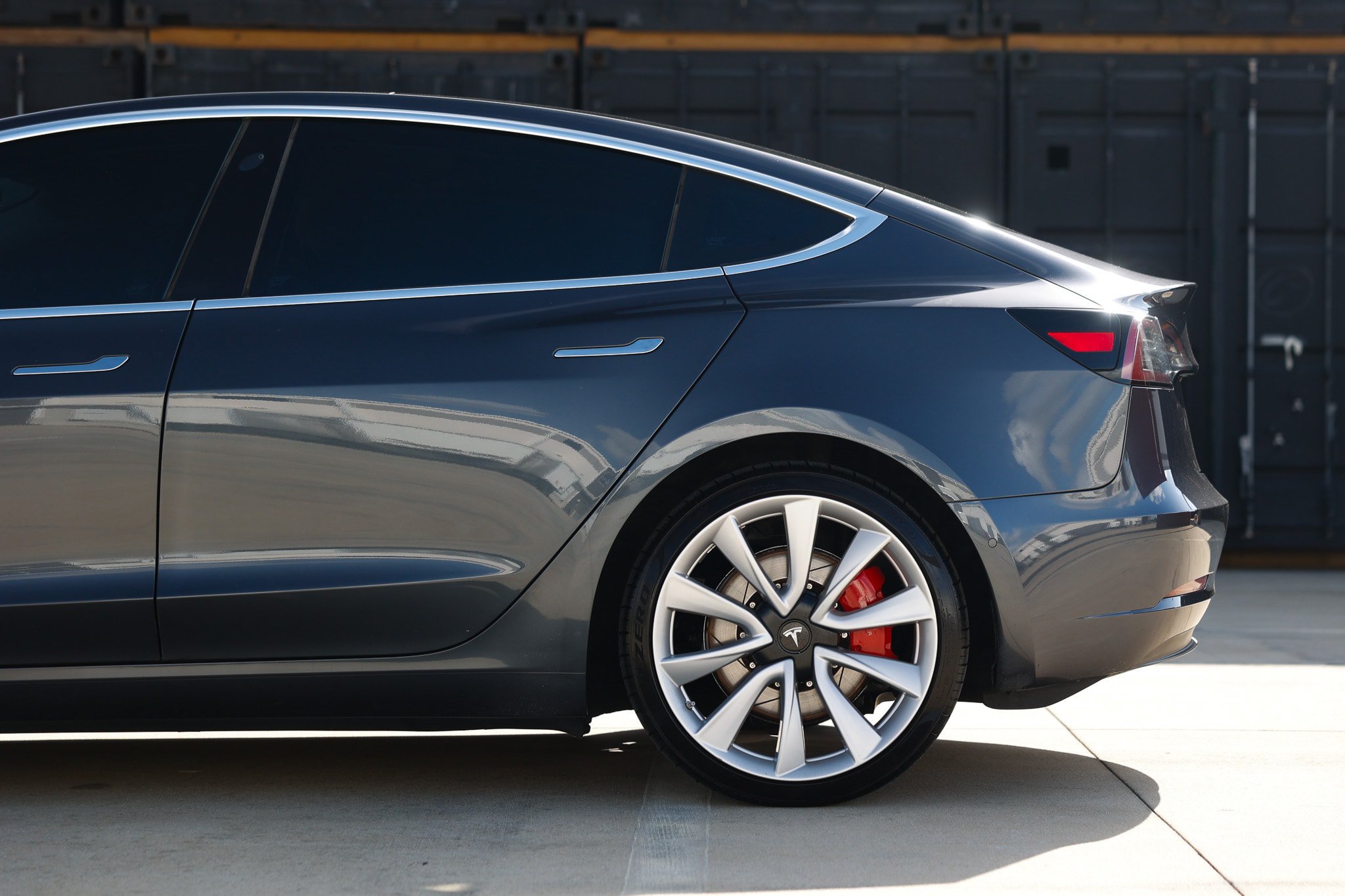 Used 2018 Tesla Model 3 Performance AWD/4WD image 31