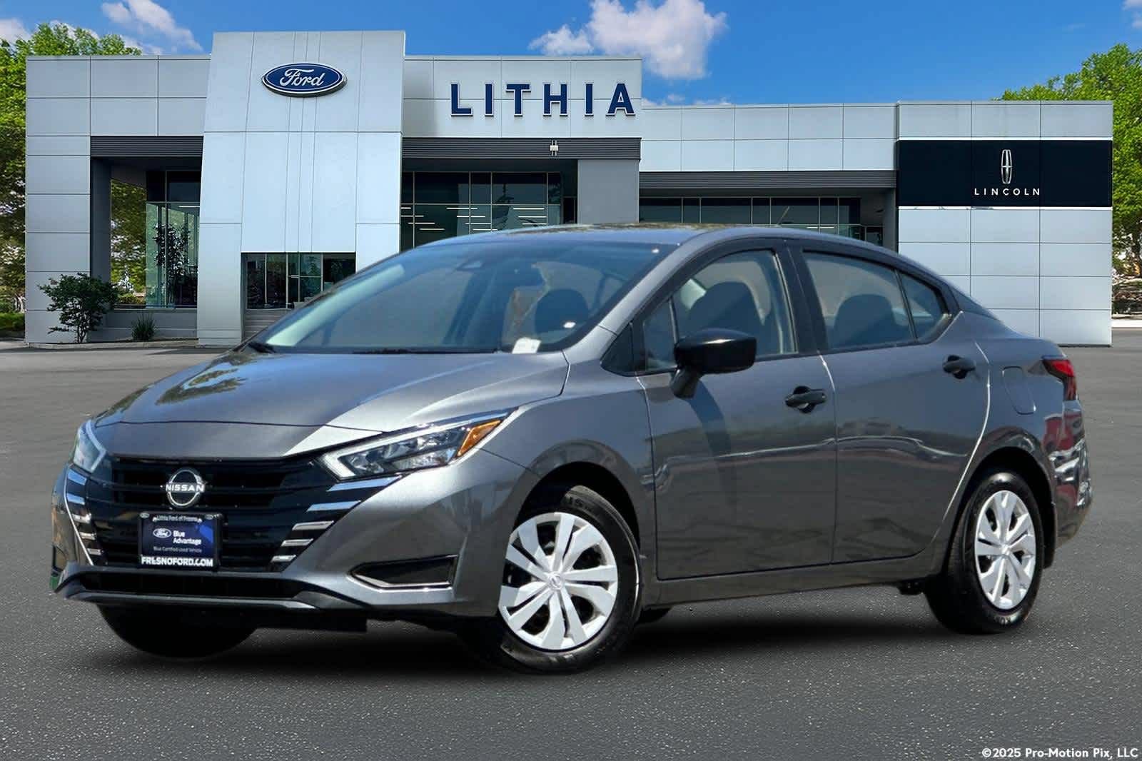 Used 2025 Nissan Versa S w/ Trunk Package