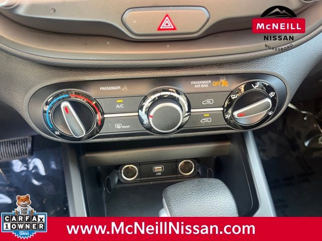 Used 2023 Kia Soul LX image 19