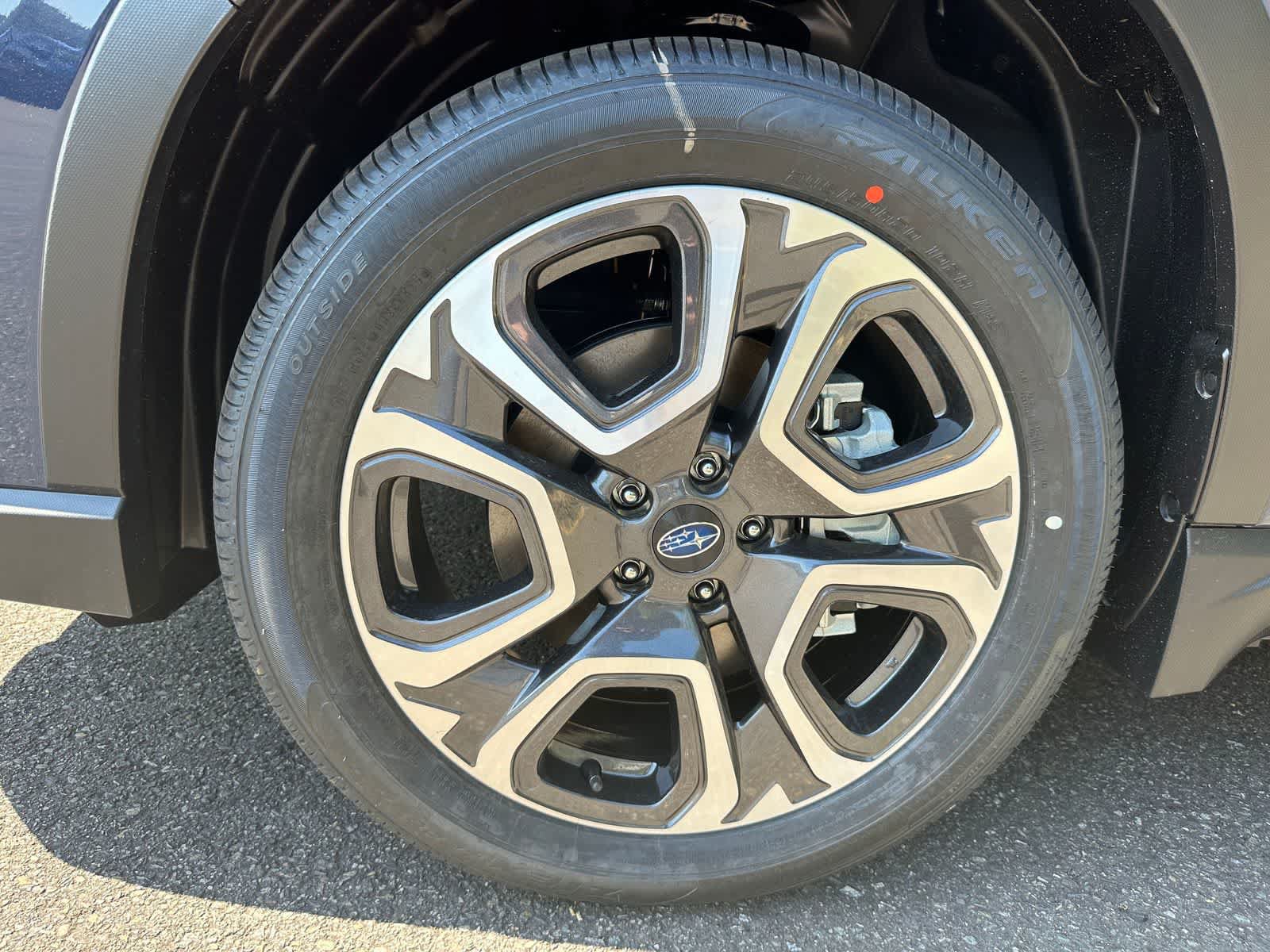 Certified 2025 Subaru Ascent Touring AWD/4WD image 8