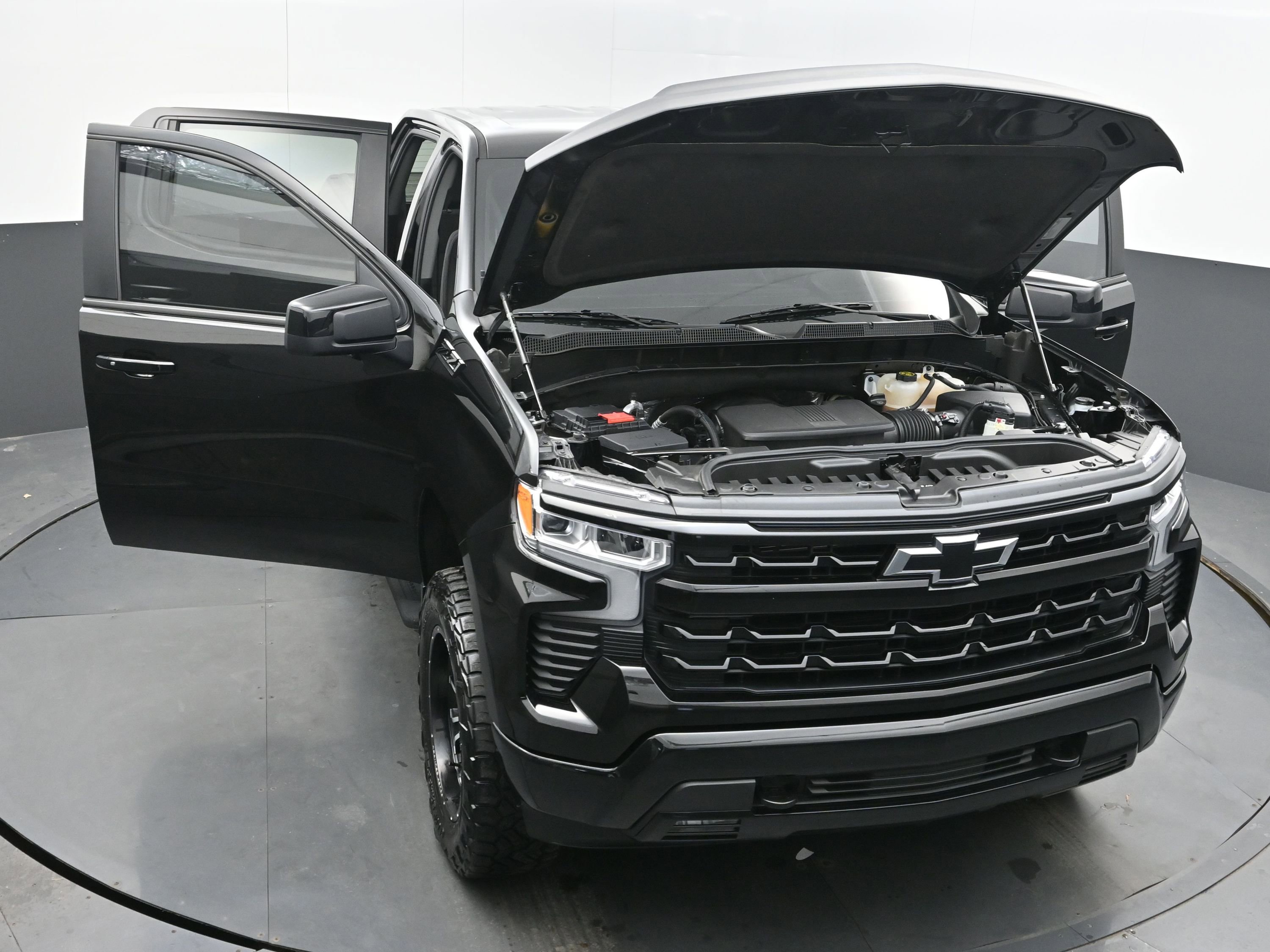 Used 2023 Chevrolet Silverado 1500 RST w/ Z71 Off-Road Package image 31