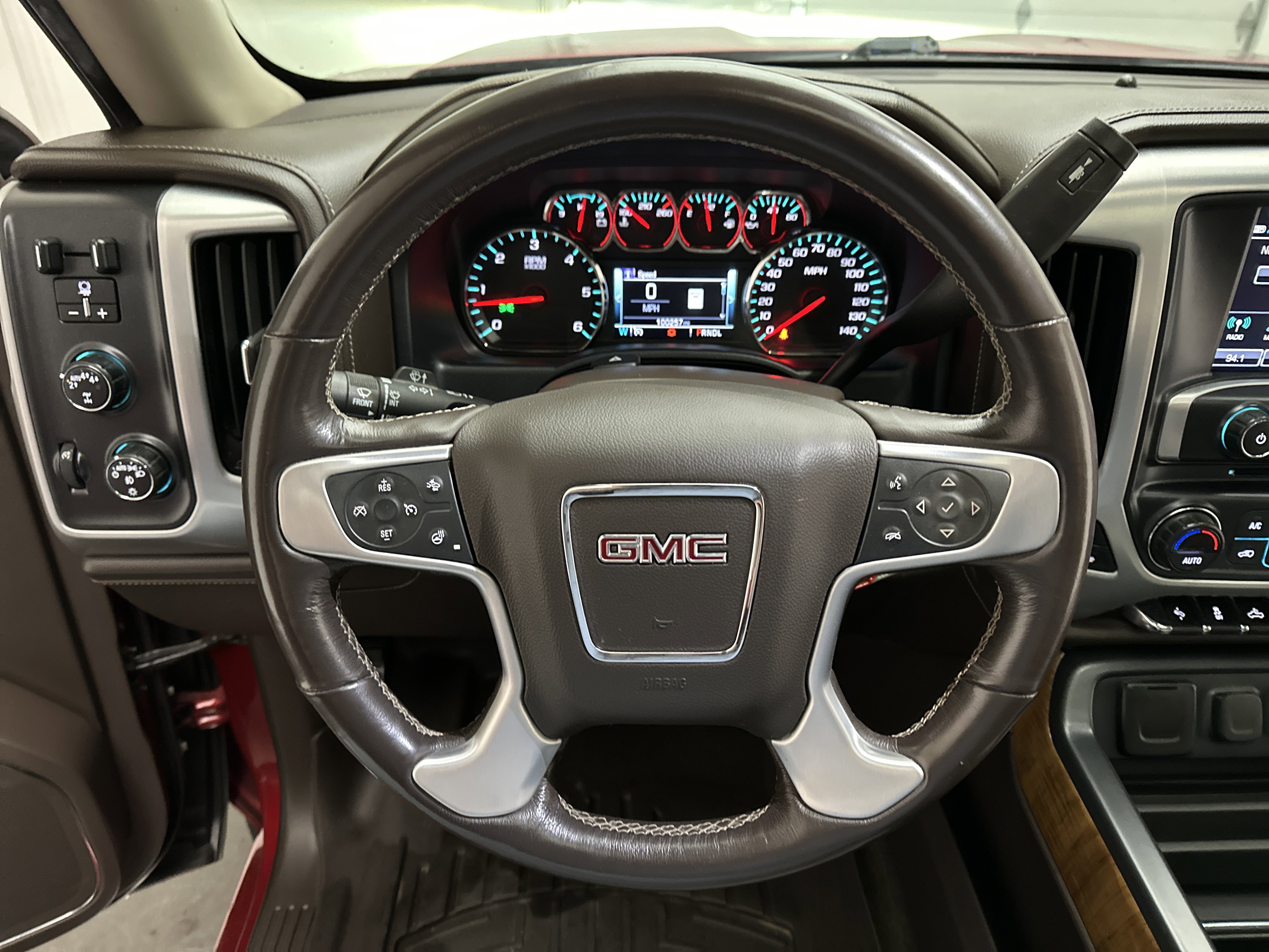 Used 2018 GMC Sierra 1500 SLT image 29