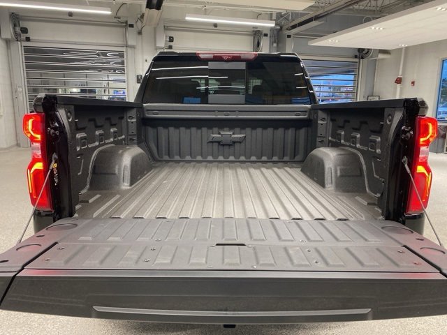 New 2026 Chevrolet Silverado 1500 ZR2 image 7