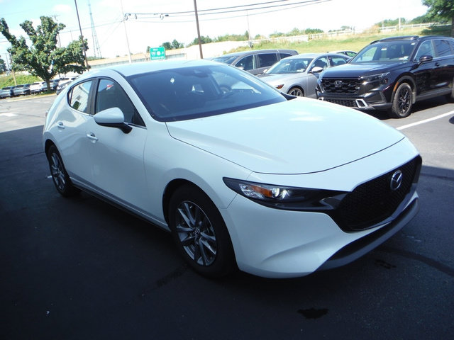 Used 2022 MAZDA MAZDA3 s FWD image 6
