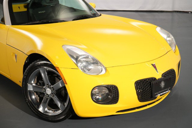 Used 2007 Pontiac Solstice GXP w/ Premium Package RWD image 14