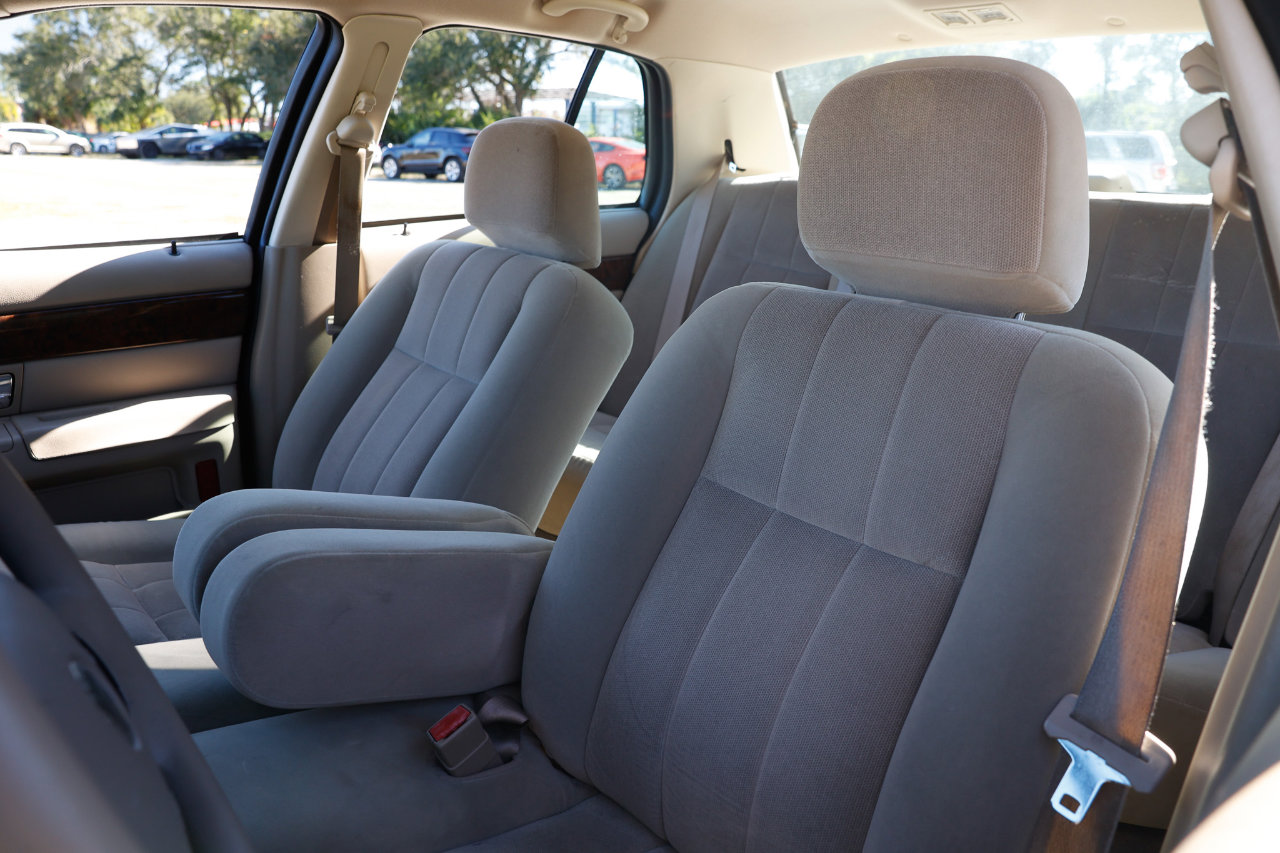 Used 2005 Mercury Grand Marquis GS image 6