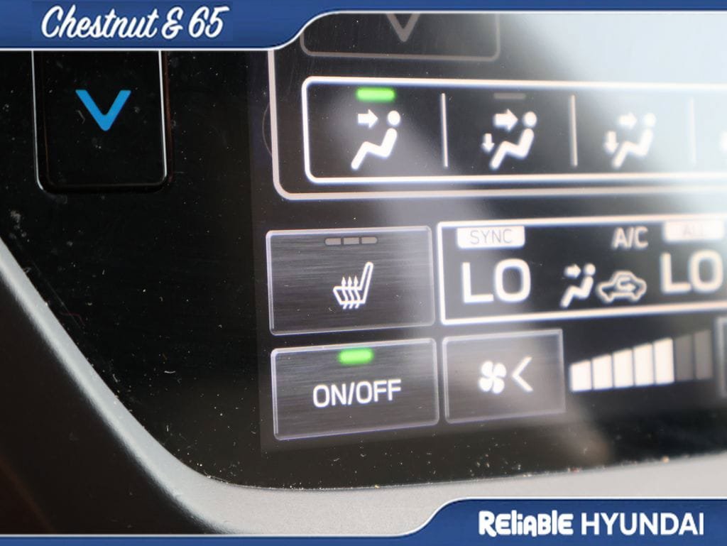 Used 2025 Subaru Forester Premium AWD/4WD image 36