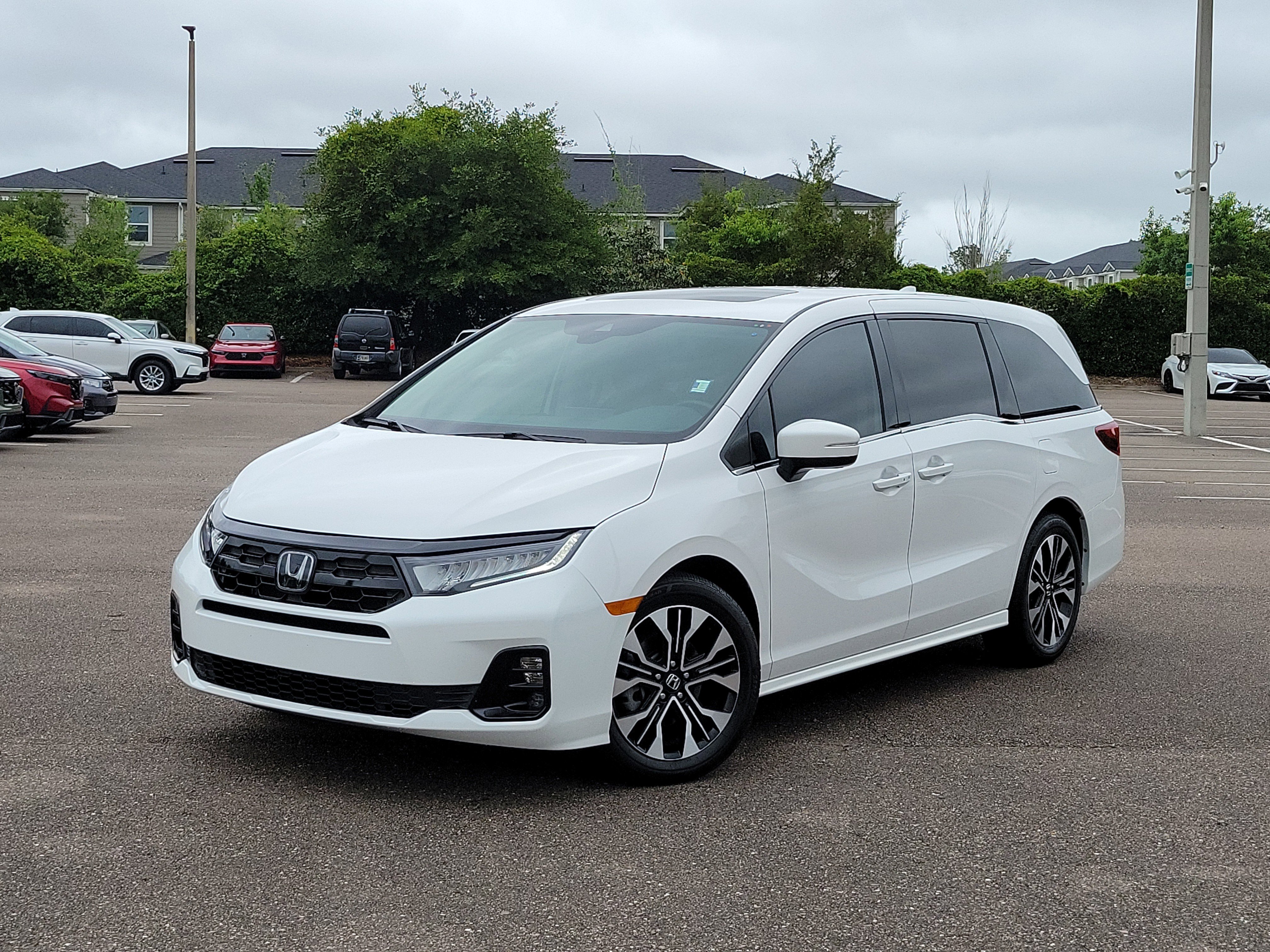 Used 2025 Honda Odyssey Elite