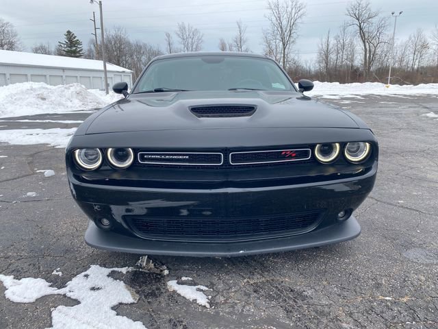 Used 2017 Dodge Challenger R/T Scat Pack w/ Leather Interior Group image 13