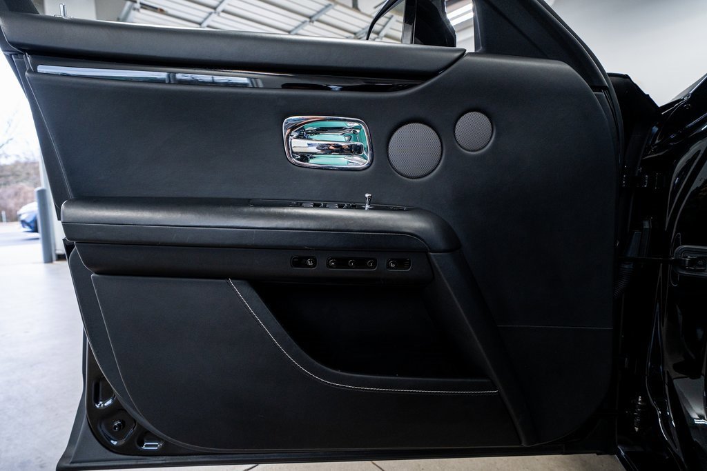Used 2022 Rolls-Royce Ghost image 30