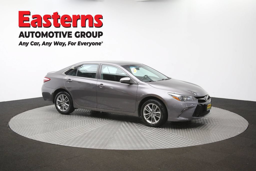 Used 2016 Toyota Camry SE FWD image 47
