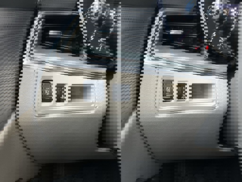 Certified 2023 Cadillac XT5 Premium Luxury image 27