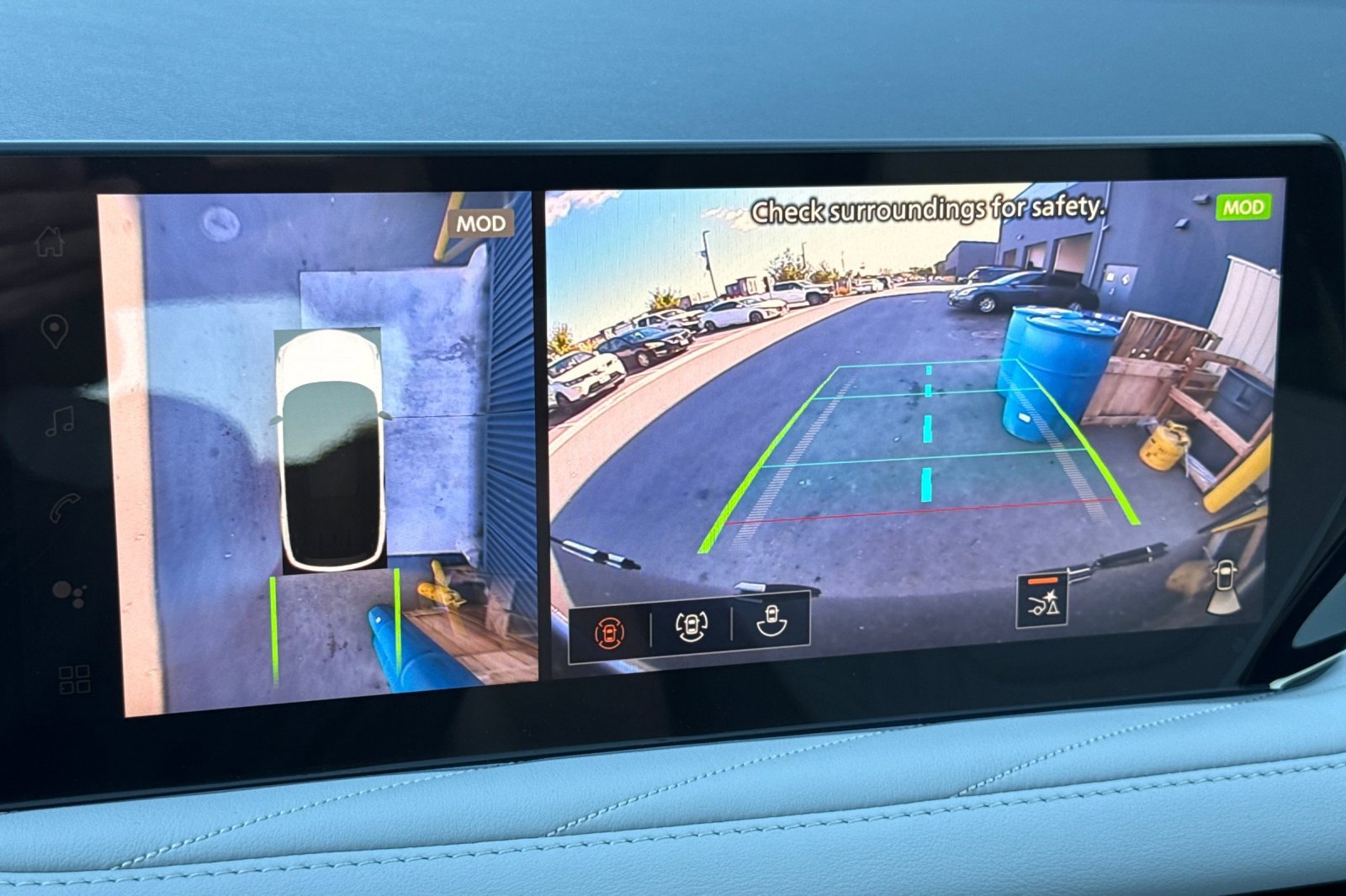 New 2026 INFINITI QX60 Autograph w/ Dark Cargo Package image 23