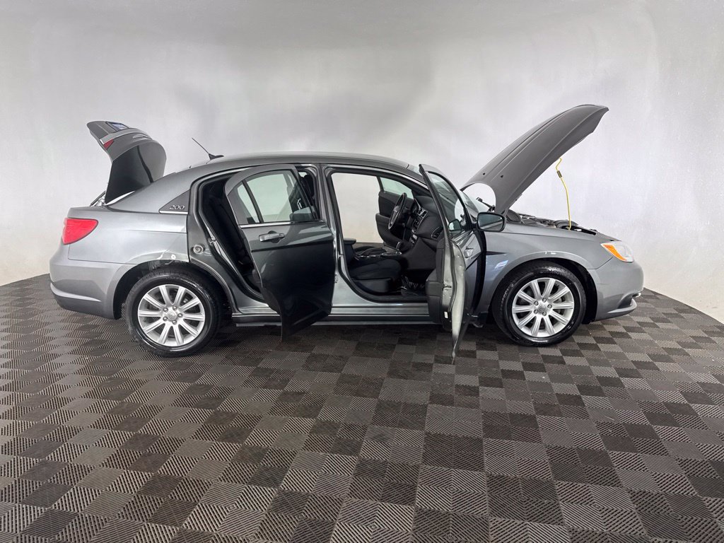 Used 2012 Chrysler 200 Touring w/ Cold Weather Group FWD image 14