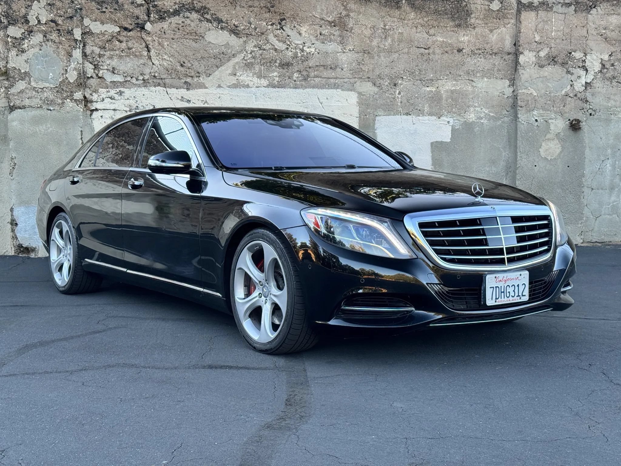 Used 2014 Mercedes-Benz S 550 Sedan image 2