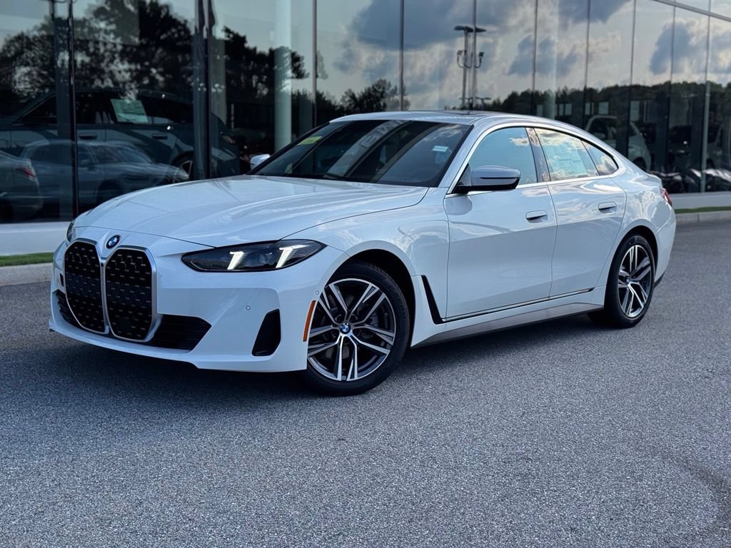 New 2026 BMW 430i xDrive w/ Premium Package