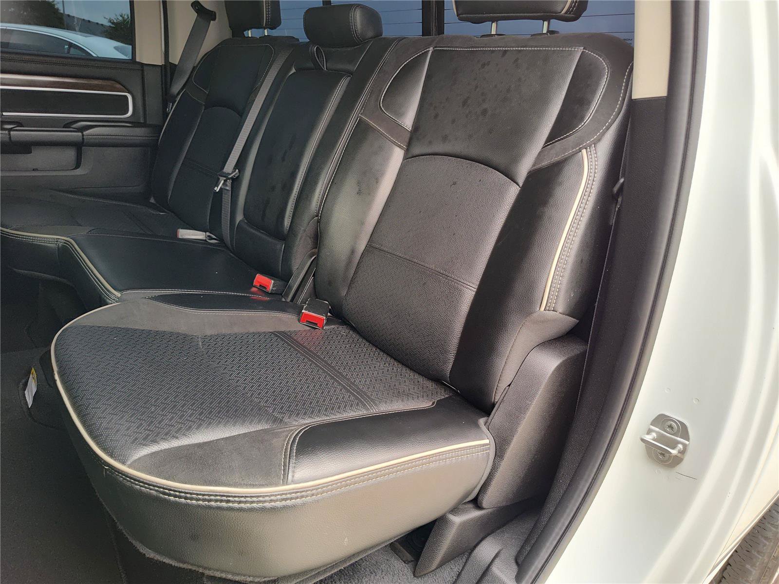 Used 2024 RAM 2500 Laramie AWD/4WD image 24
