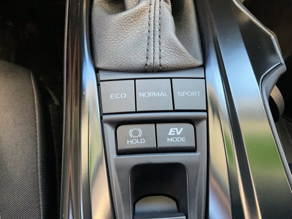 Used 2025 Toyota Camry LE FWD image 17