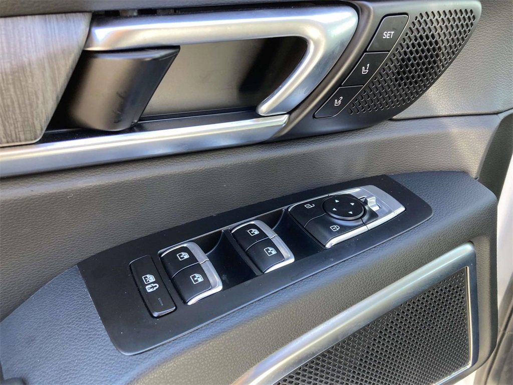 Used 2025 Kia Telluride SX image 18