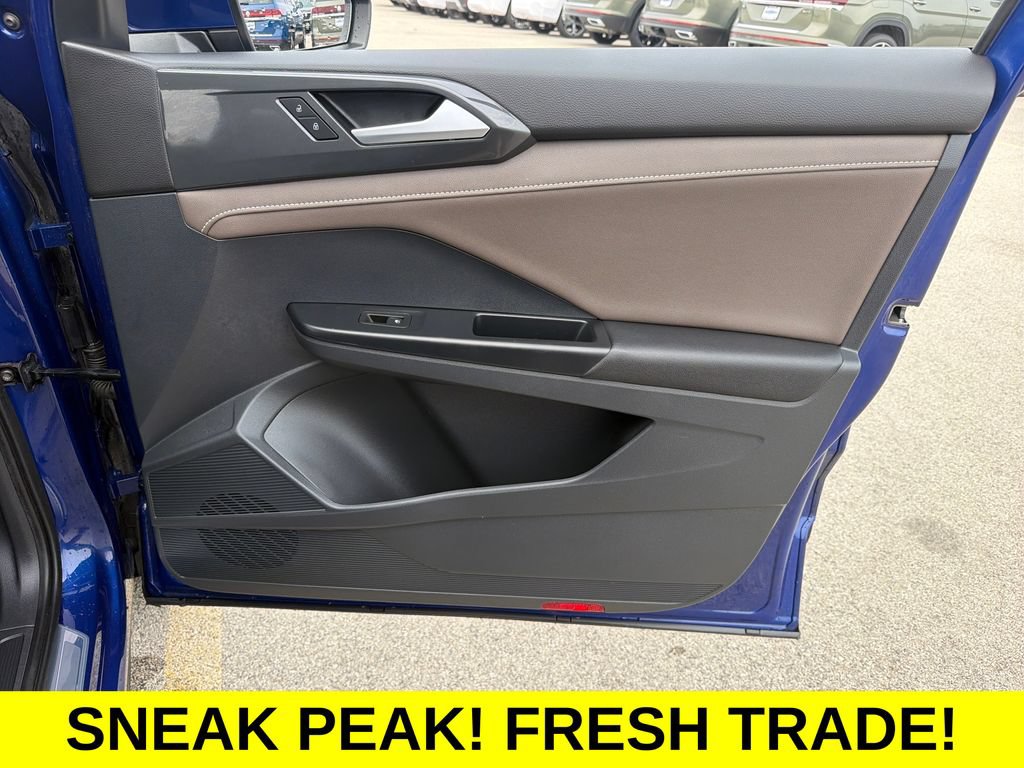 Certified 2023 Volkswagen Taos SEL AWD/4WD image 26