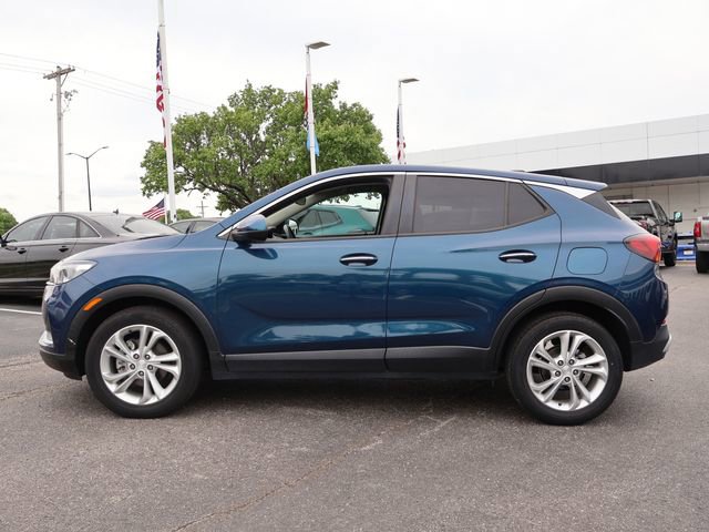 Used 2020 Buick Encore GX Preferred w/ Cold Weather Comfort Package FWD image 4