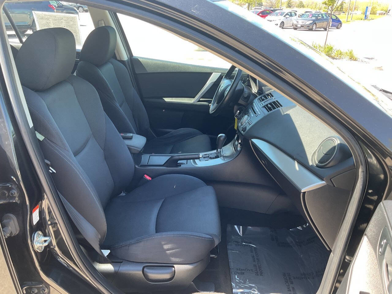 Used 2010 MAZDA MAZDA3 s Sport FWD image 32