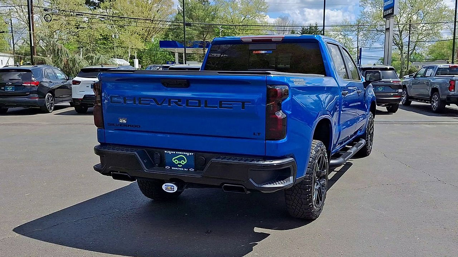 Certified 2023 Chevrolet Silverado 1500 LT Trail Boss w/ Convenience Package II AWD/4WD image 2