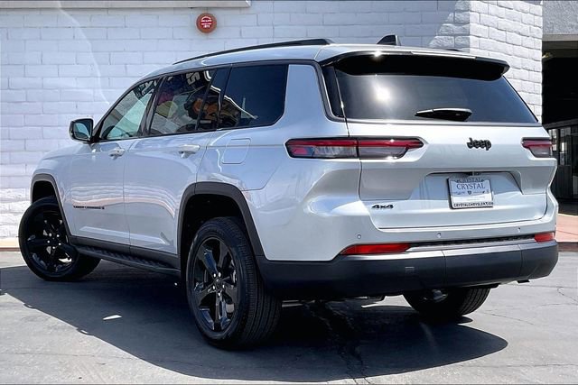 New 2026 Jeep Grand Cherokee L Limited w/ Limited Altitude Package AWD/4WD image 2