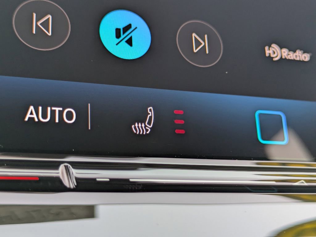 Certified 2025 Volkswagen Tiguan S image 22