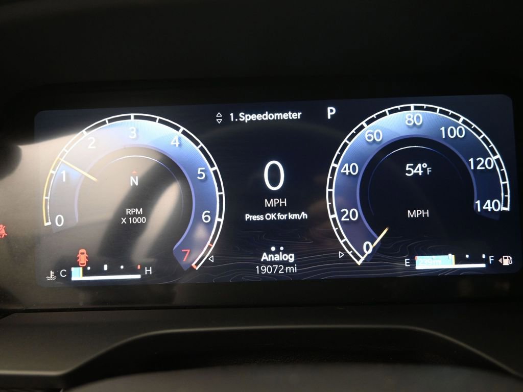 Used 2024 Jeep Grand Cherokee Laredo w/ Luxury Tech Group I image 32