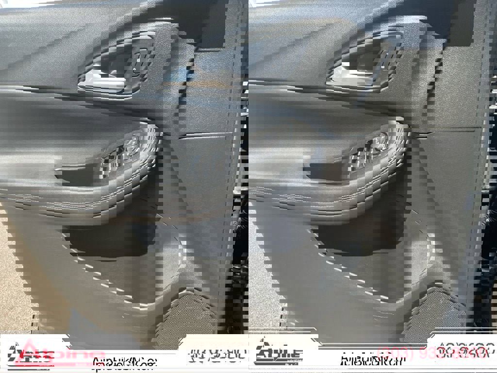 Used 2021 Buick Encore GX Select w/ Sport Touring Package image 18