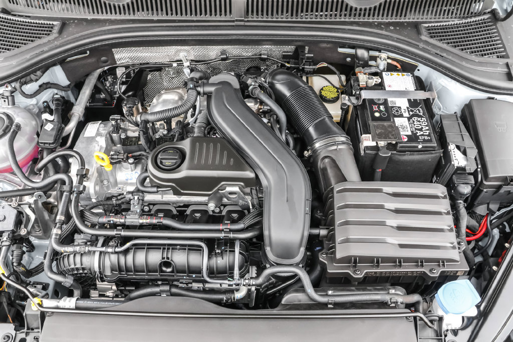 New 2027 Volkswagen Jetta SEL FWD image 48