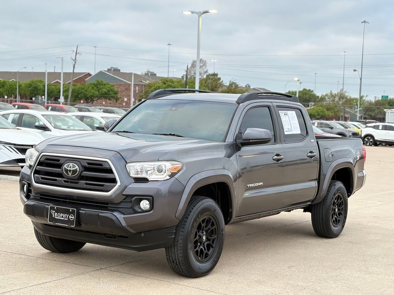 Used 2019 Toyota Tacoma SR5 AWD/4WD image 3