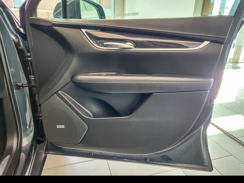 Used 2020 Cadillac XT5 Premium Luxury AWD/4WD image 25