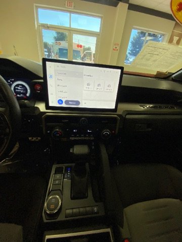 Used 2024 Toyota Tacoma TRD Sport w/ TRD Sport Upgrade Package image 27