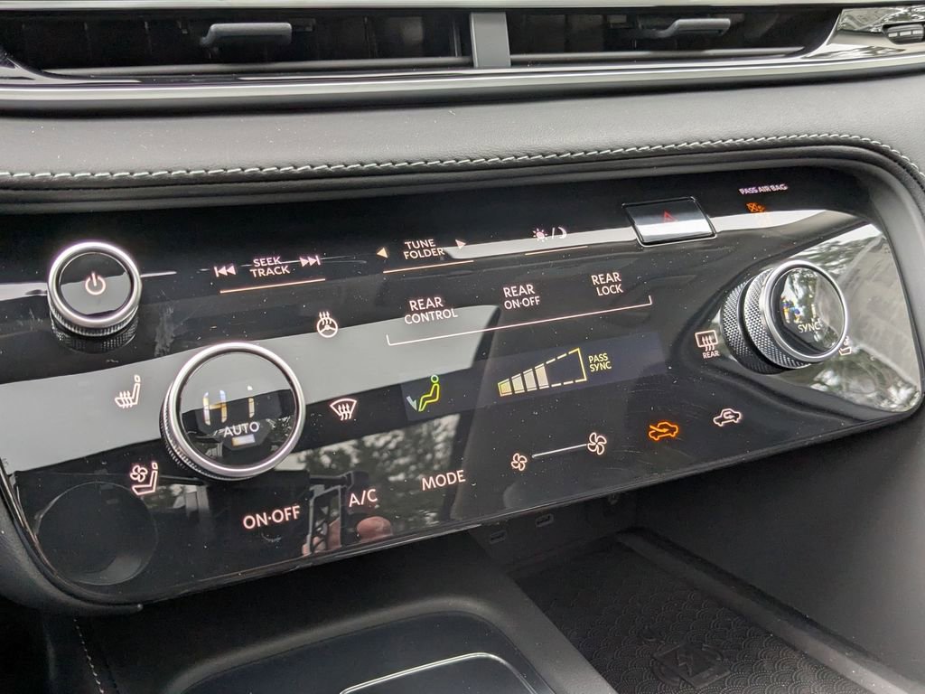 New 2026 INFINITI QX60 Luxe image 22