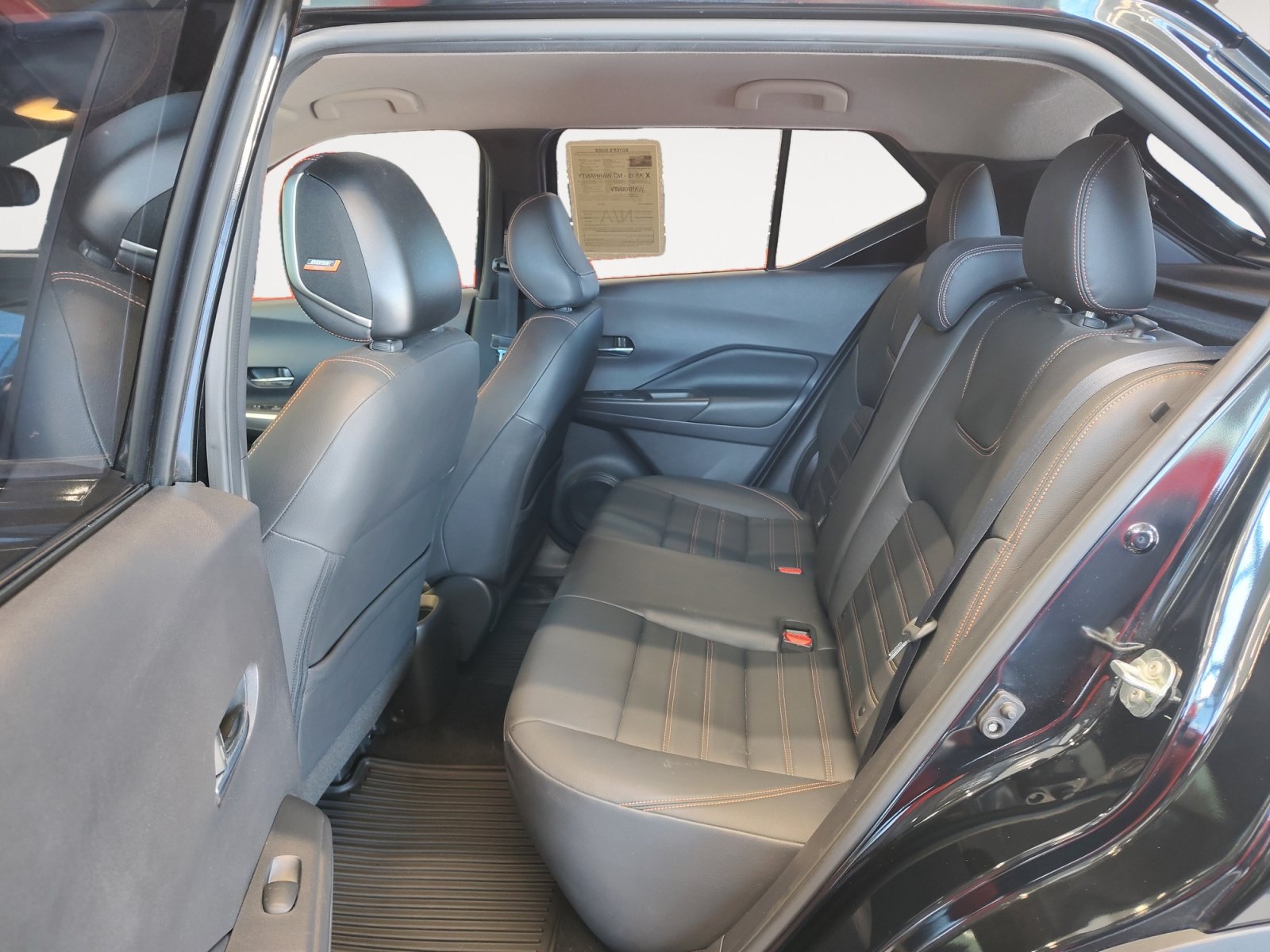 Used 2019 Nissan Kicks SR w/ SR Premium Package FWD image 23